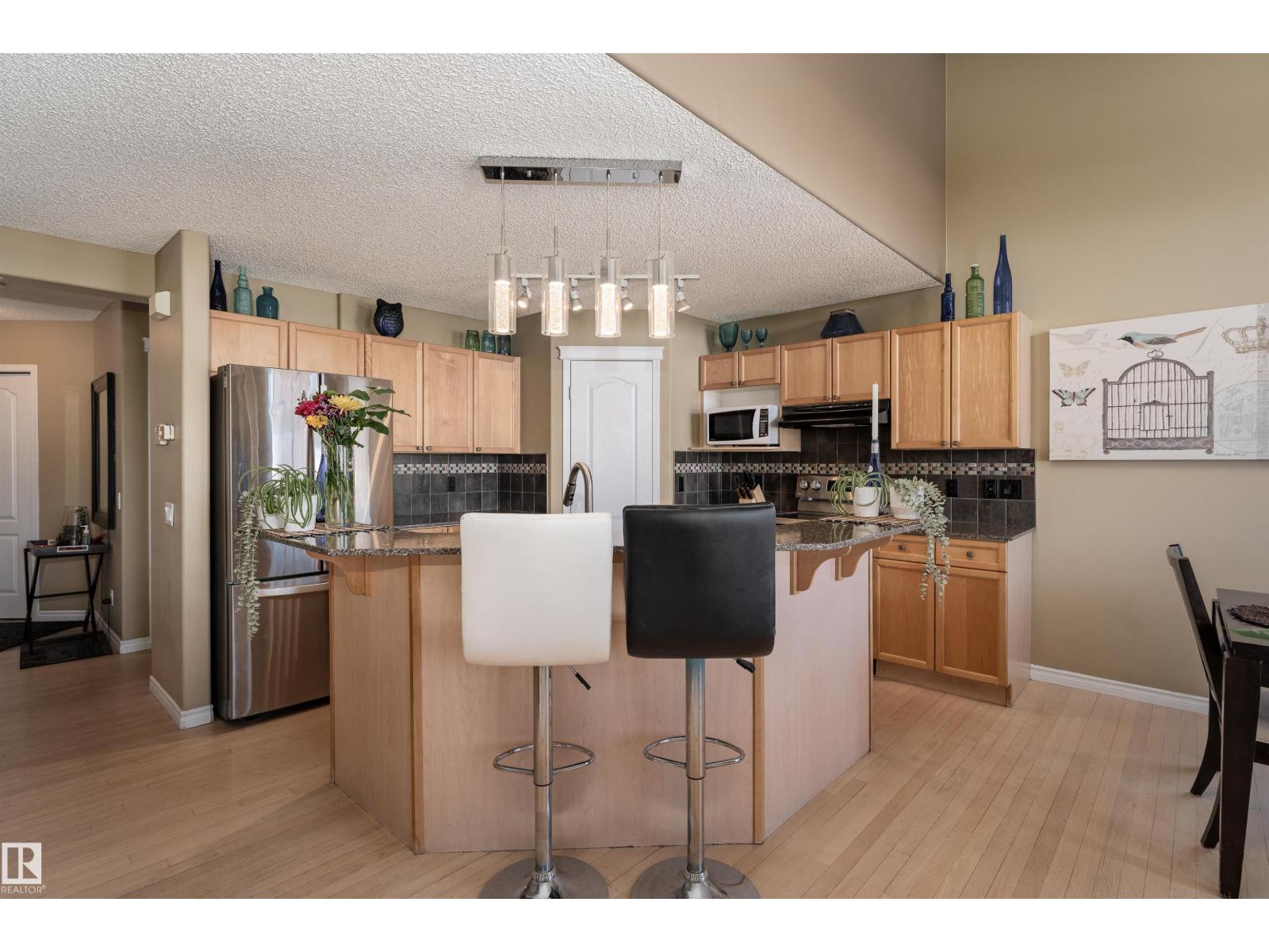 2860 37c Av Nw, Edmonton, Alberta  T6T 1M3 - Photo 2 - E4477163