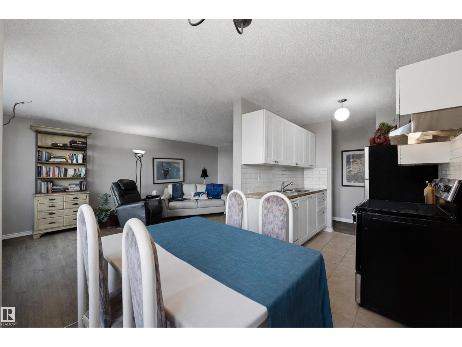 #504 10015 119 St Nw, Edmonton, Alberta  T5K 1Y7 - Photo 4 - E4477169