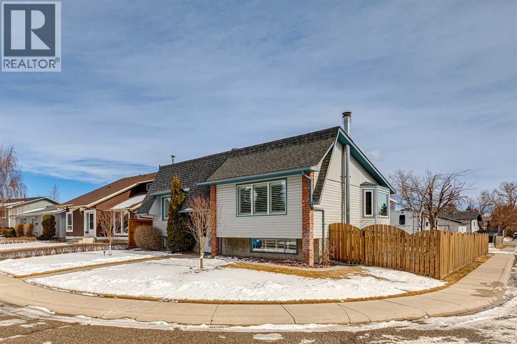 406 Queensland Place Se, Calgary, Alberta  T2J 5C9 - Photo 33 - A2291444