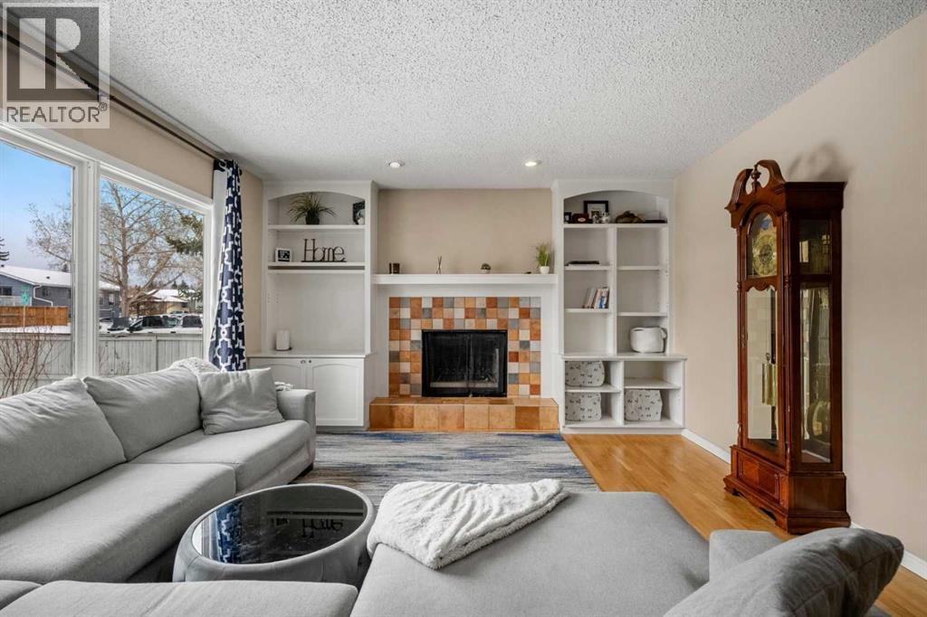 83 Deerbow Place Se, Calgary, Alberta  T2J 6H8 - Photo 2 - A2291633