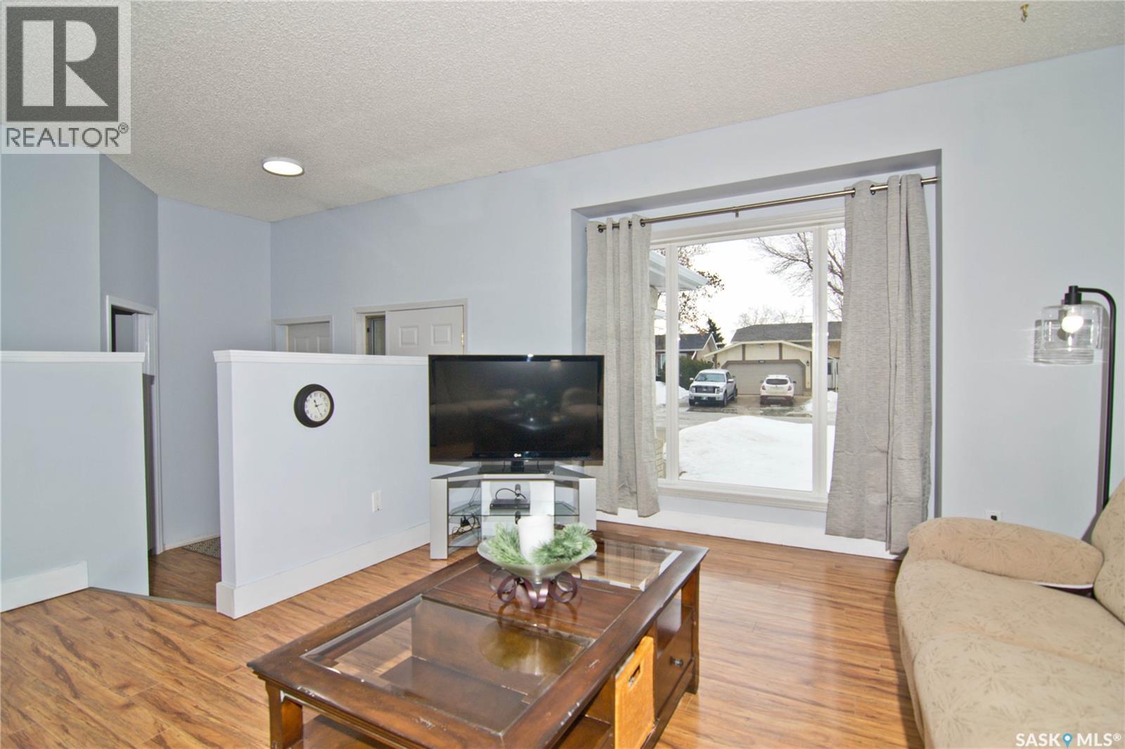 1026 Bayda Crescent, Regina, Saskatchewan  S4S 6Y5 - Photo 4 - SK030252