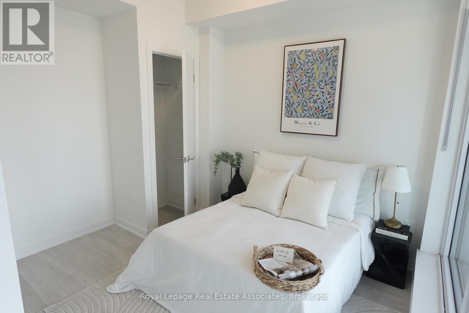 1004 - 1 Quarrington Lane, Toronto (Banbury-Don Mills), Ontario  M3C 0S4 - Photo 8 - C12844960