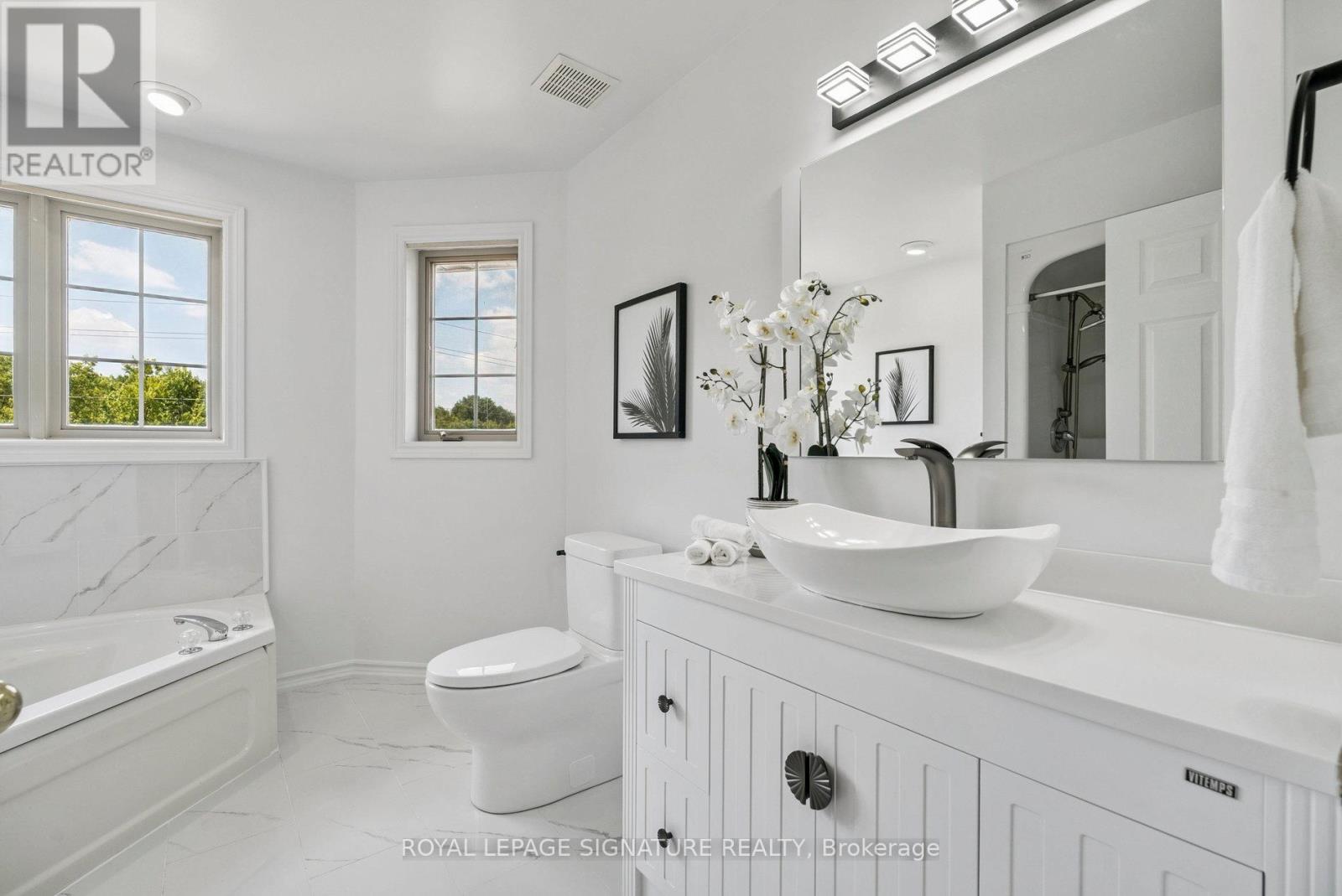 12 Mccullough Court, Barrie (South Shore), Ontario  L4N 8M3 - Photo 27 - S12867100