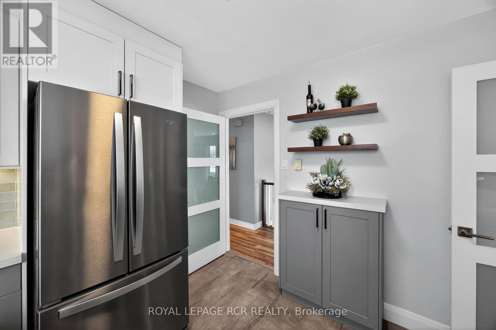 49 Borland Street E, Orillia, Ontario  L3V 2B6 - Photo 12 - S12778544