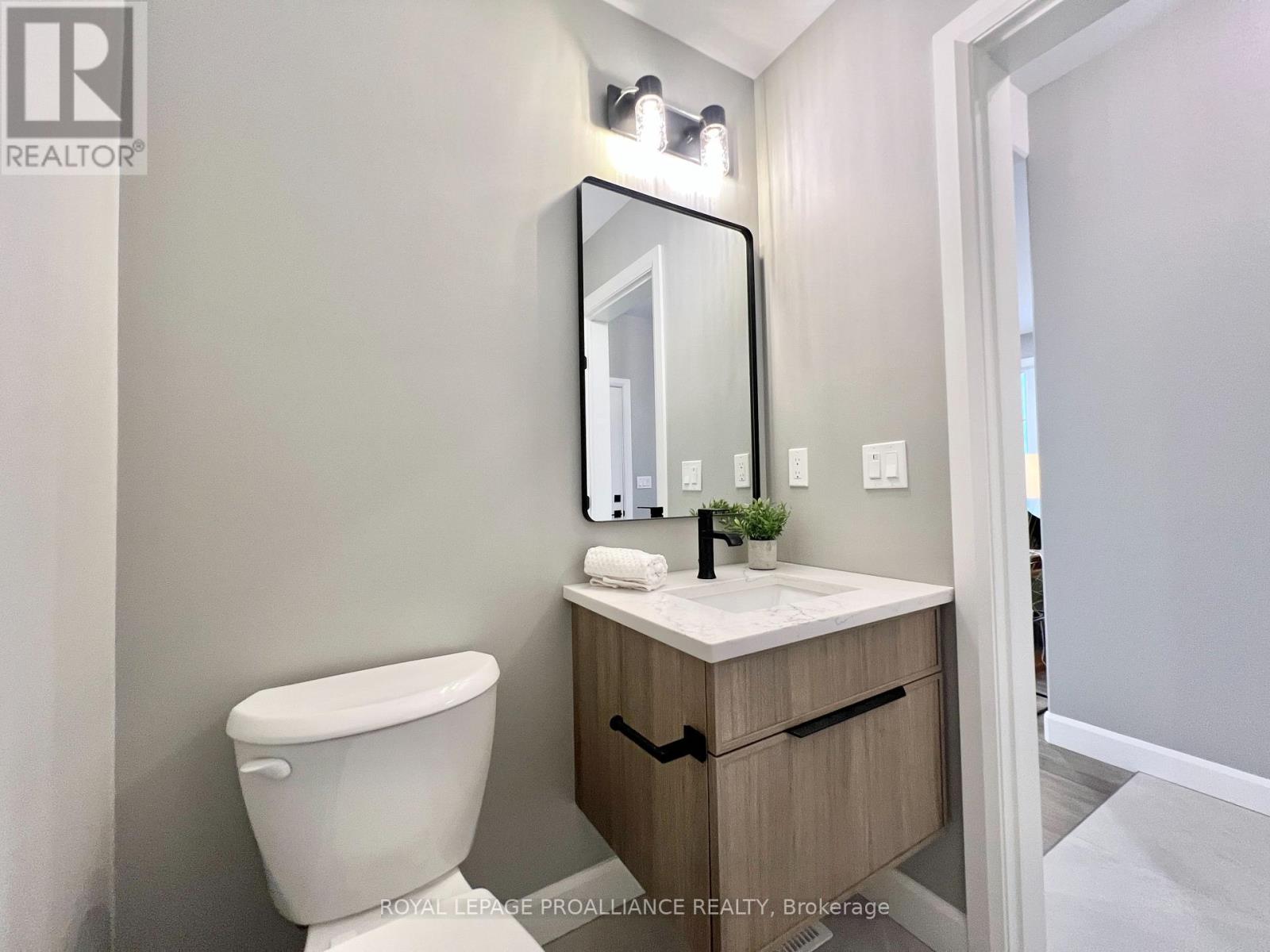 21 Horton Court, Belleville, Ontario  K8P 0G7 - Photo 15 - X12878082