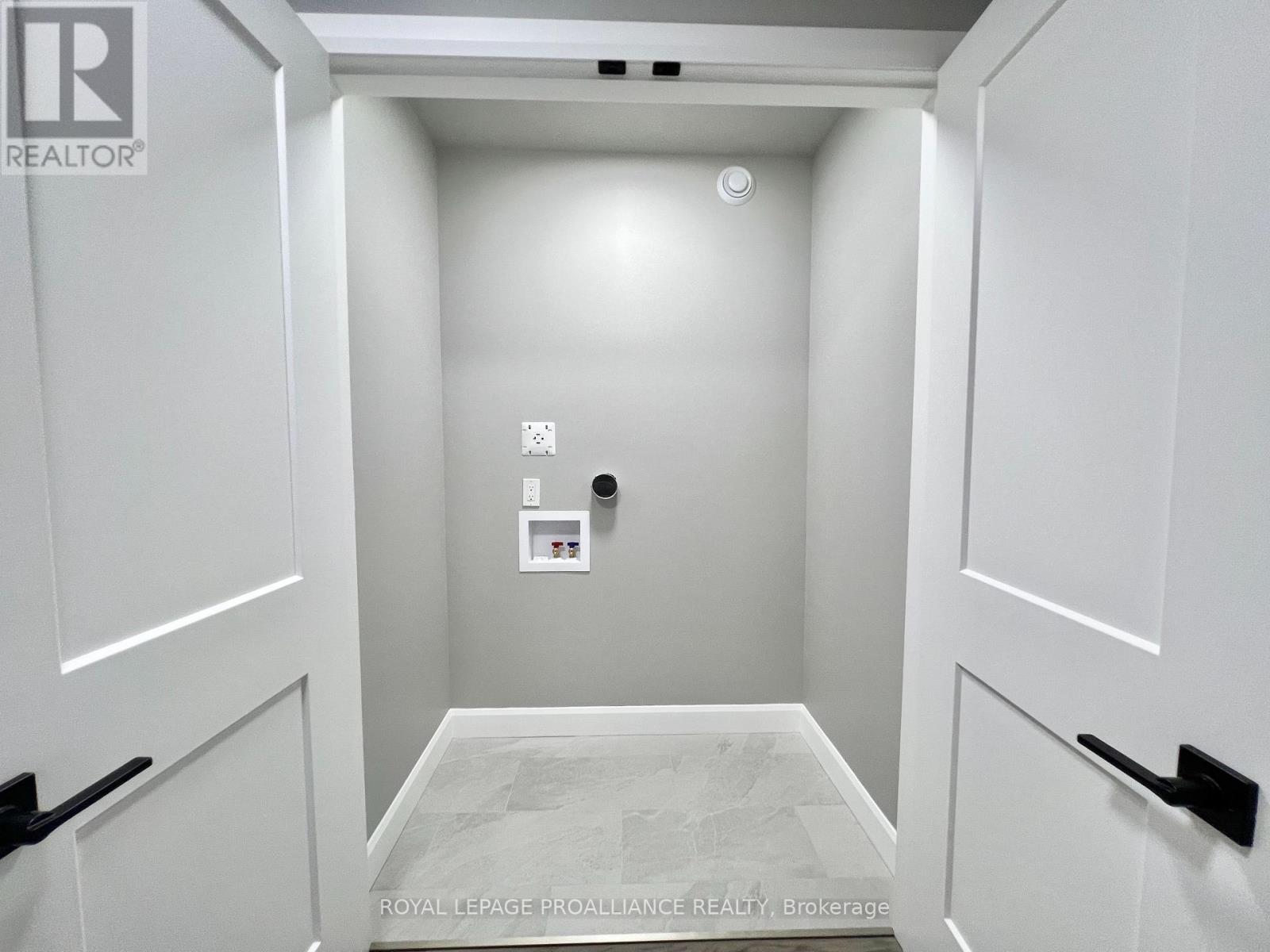 21 Horton Court, Belleville, Ontario  K8P 0G7 - Photo 20 - X12878082