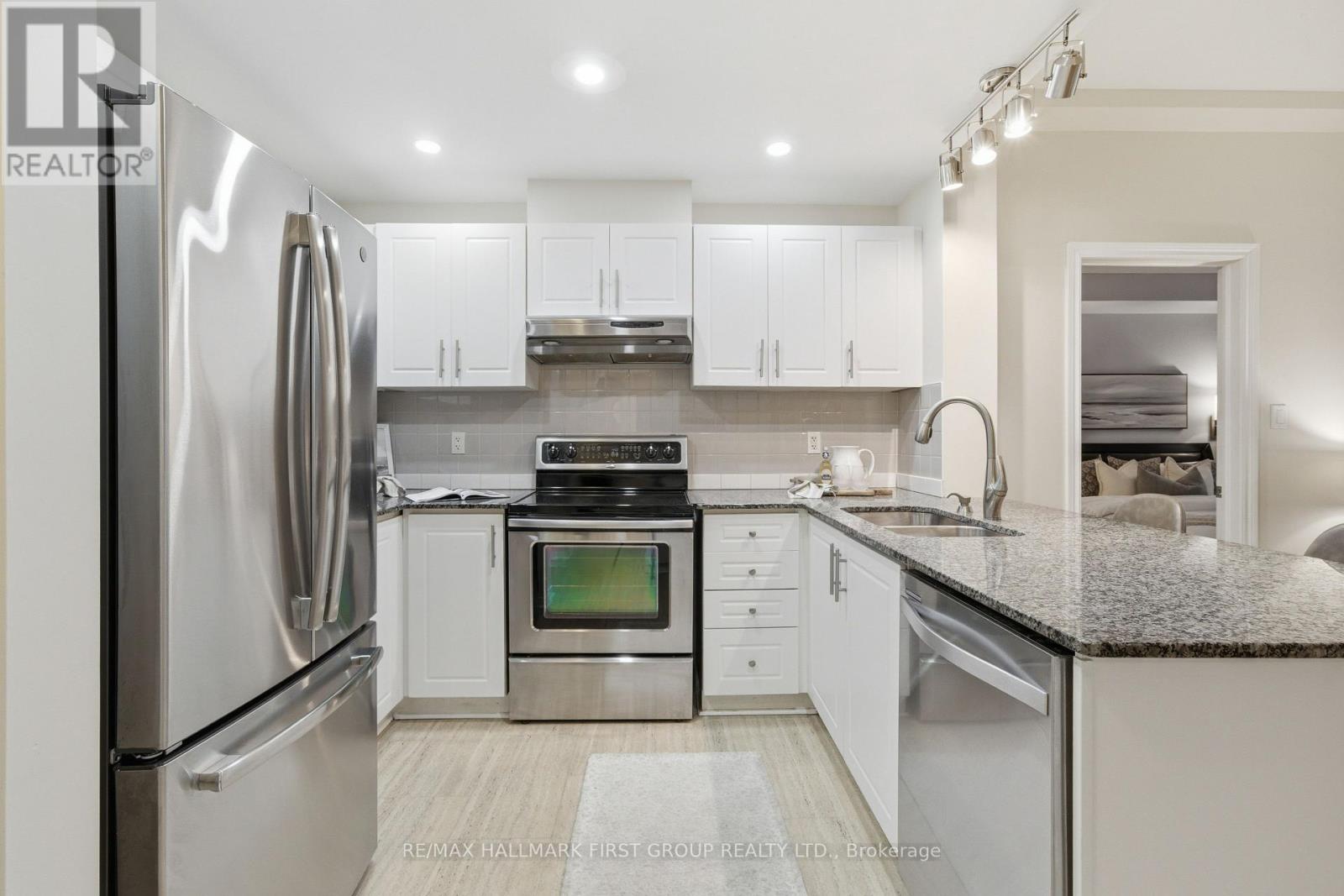 214 - 145 Third Street, Cobourg, Ontario  K9A 5X1 - Photo 5 - X12878094