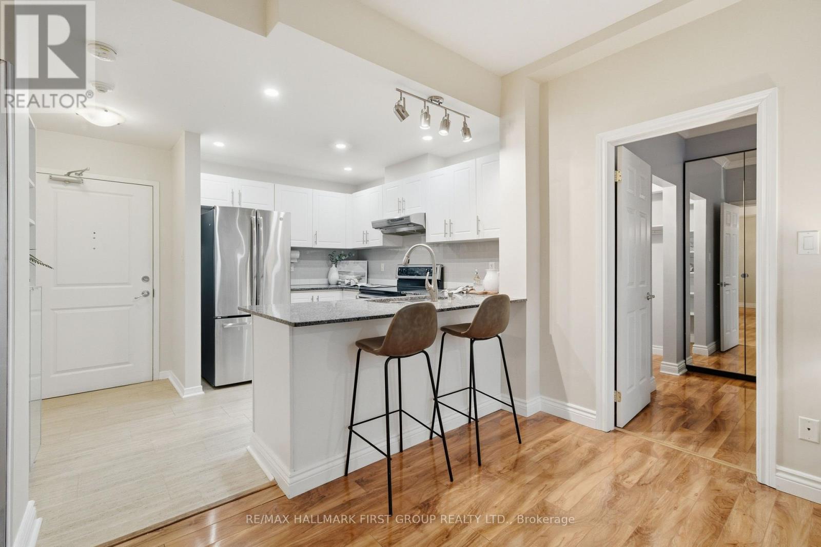 214 - 145 Third Street, Cobourg, Ontario  K9A 5X1 - Photo 7 - X12878094