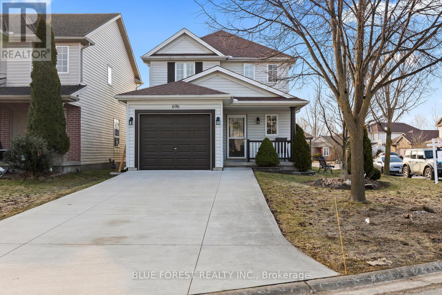 696 Fieldgate Circle, London East, Ontario  N5V 5E8 - Photo 1 - X12878018