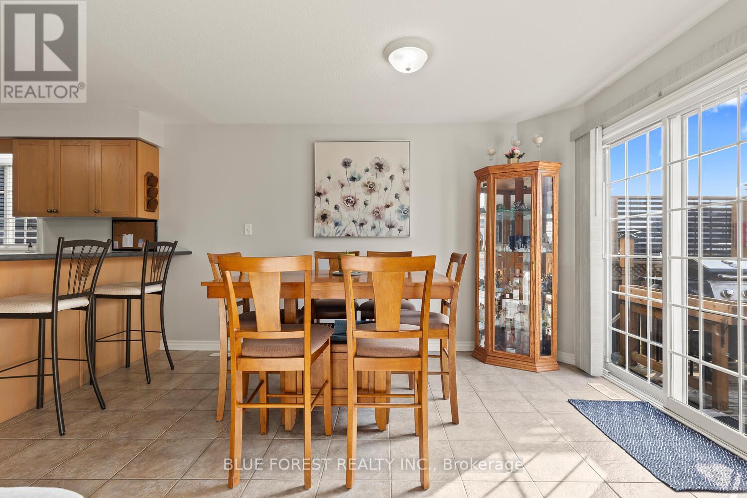 696 Fieldgate Circle, London East, Ontario  N5V 5E8 - Photo 15 - X12878018