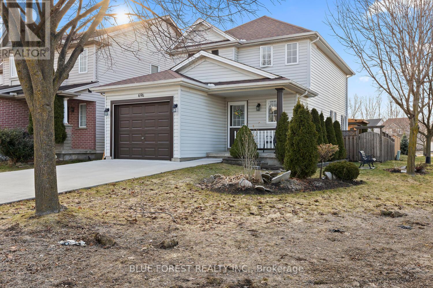 696 Fieldgate Circle, London East, Ontario  N5V 5E8 - Photo 2 - X12878018