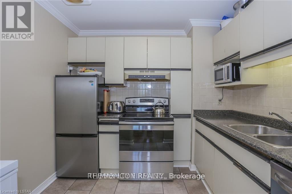 501 - 440 Central Avenue, London East, Ontario  N6B 2E5 - Photo 6 - X12878150