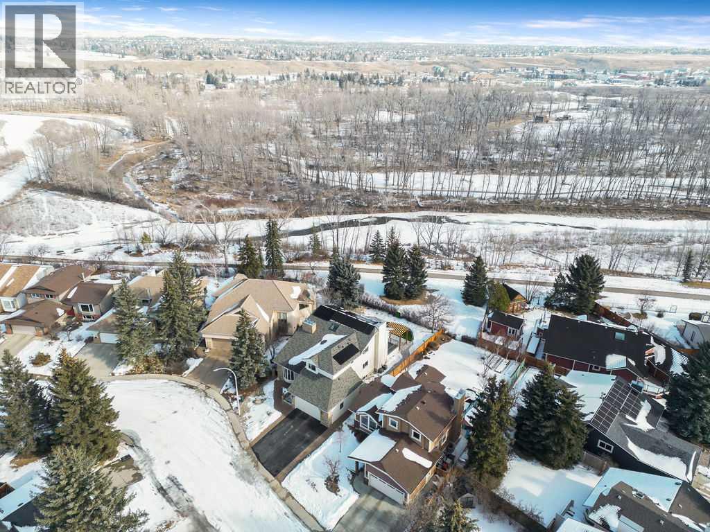 162 Woodbend Way, Okotoks, Alberta  T1S 1M1 - Photo 3 - A2287796