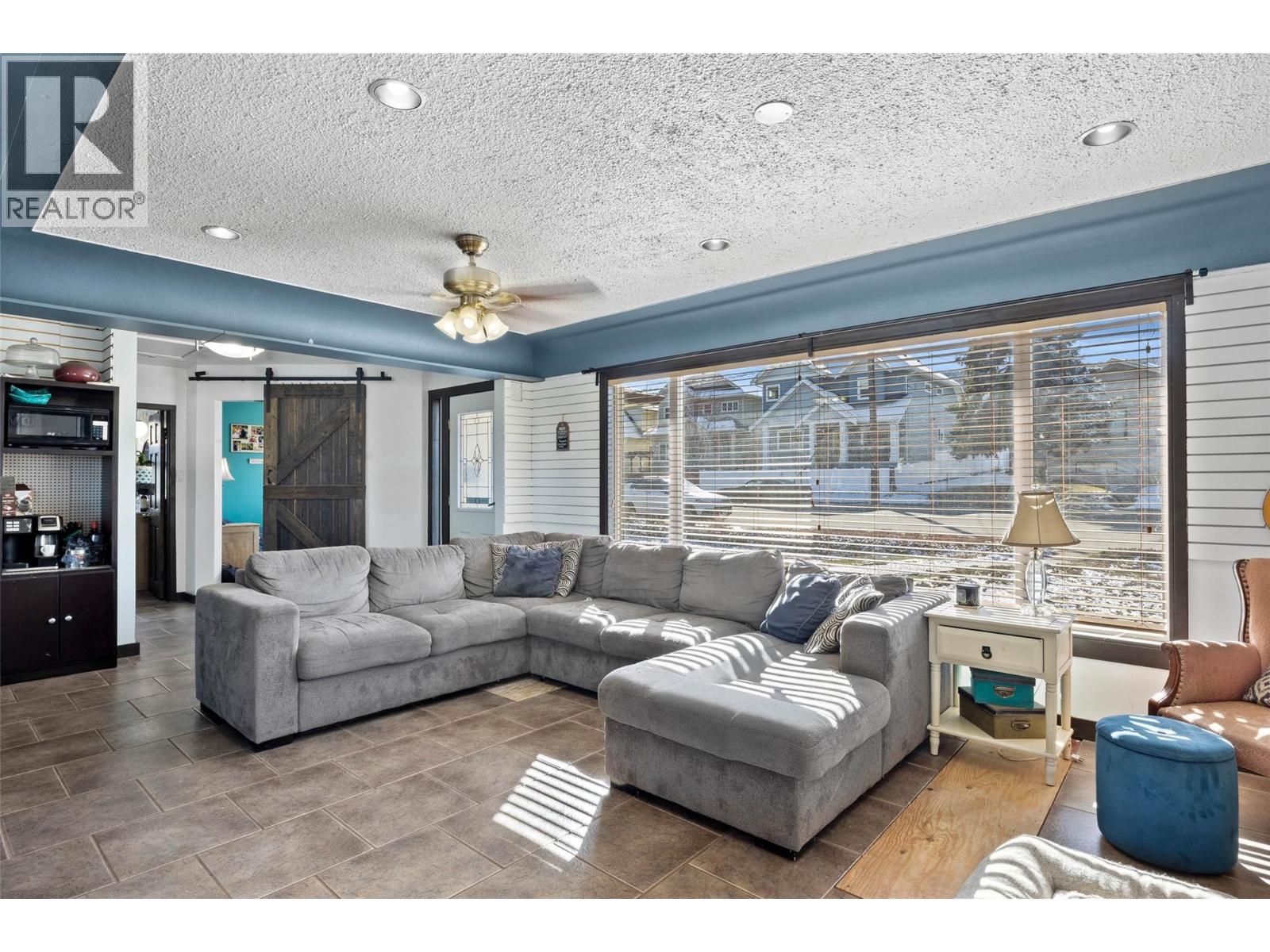 1006 Battle Street Kamloops Photo 7 1006 Battle Street Kamloops Photo 7