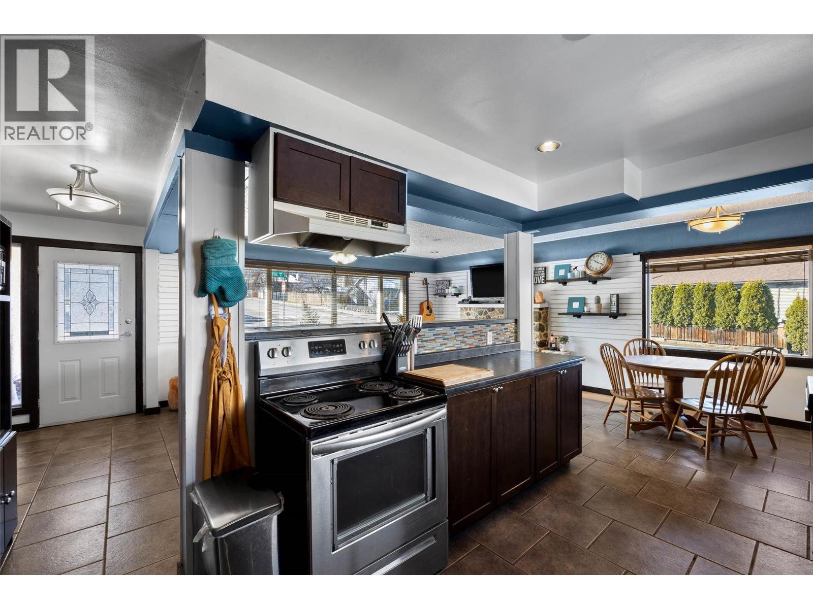 1006 Battle Street Kamloops Photo 11 1006 Battle Street Kamloops Photo 11