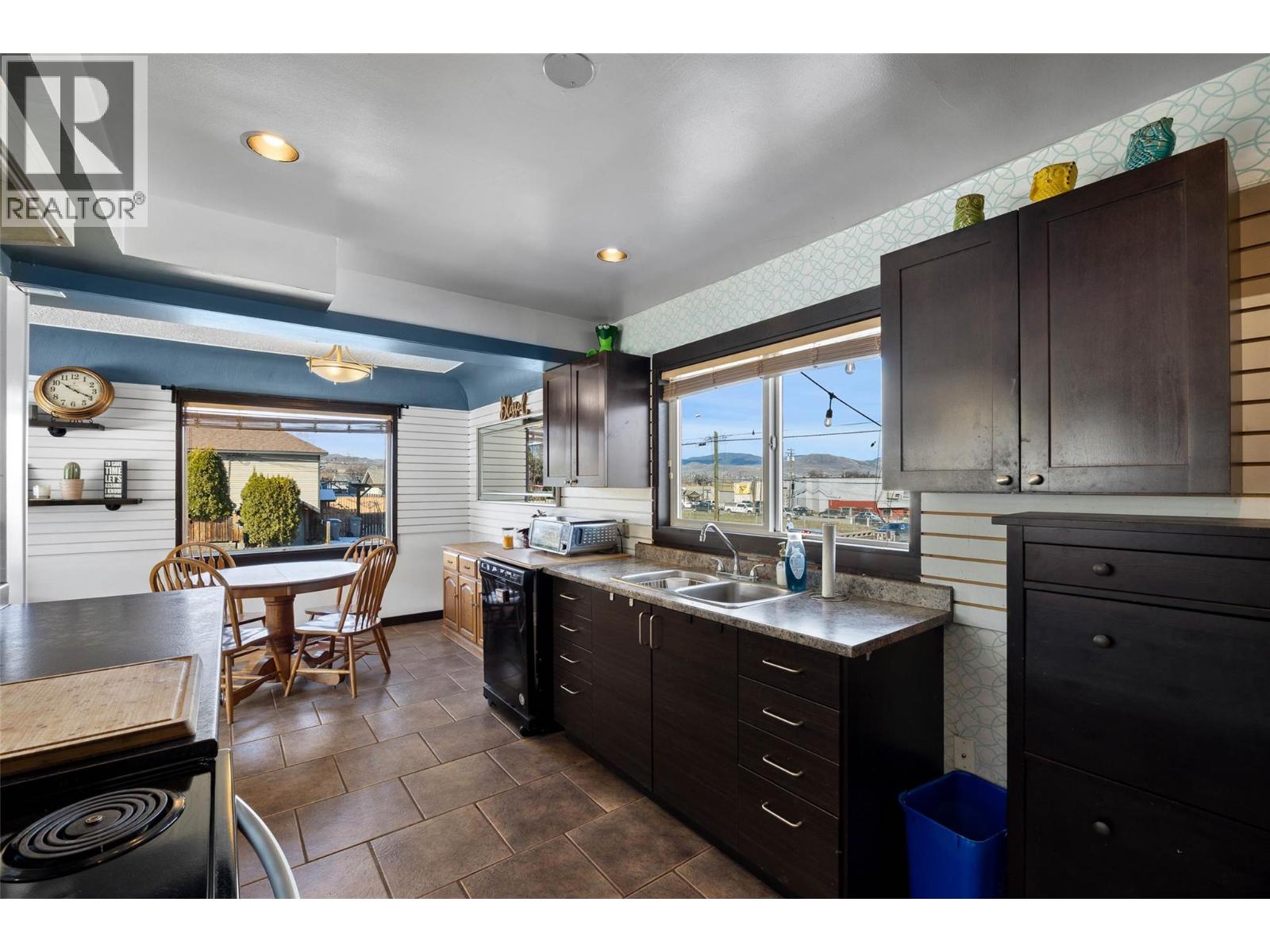 1006 Battle Street Kamloops Photo 12 1006 Battle Street Kamloops Photo 12