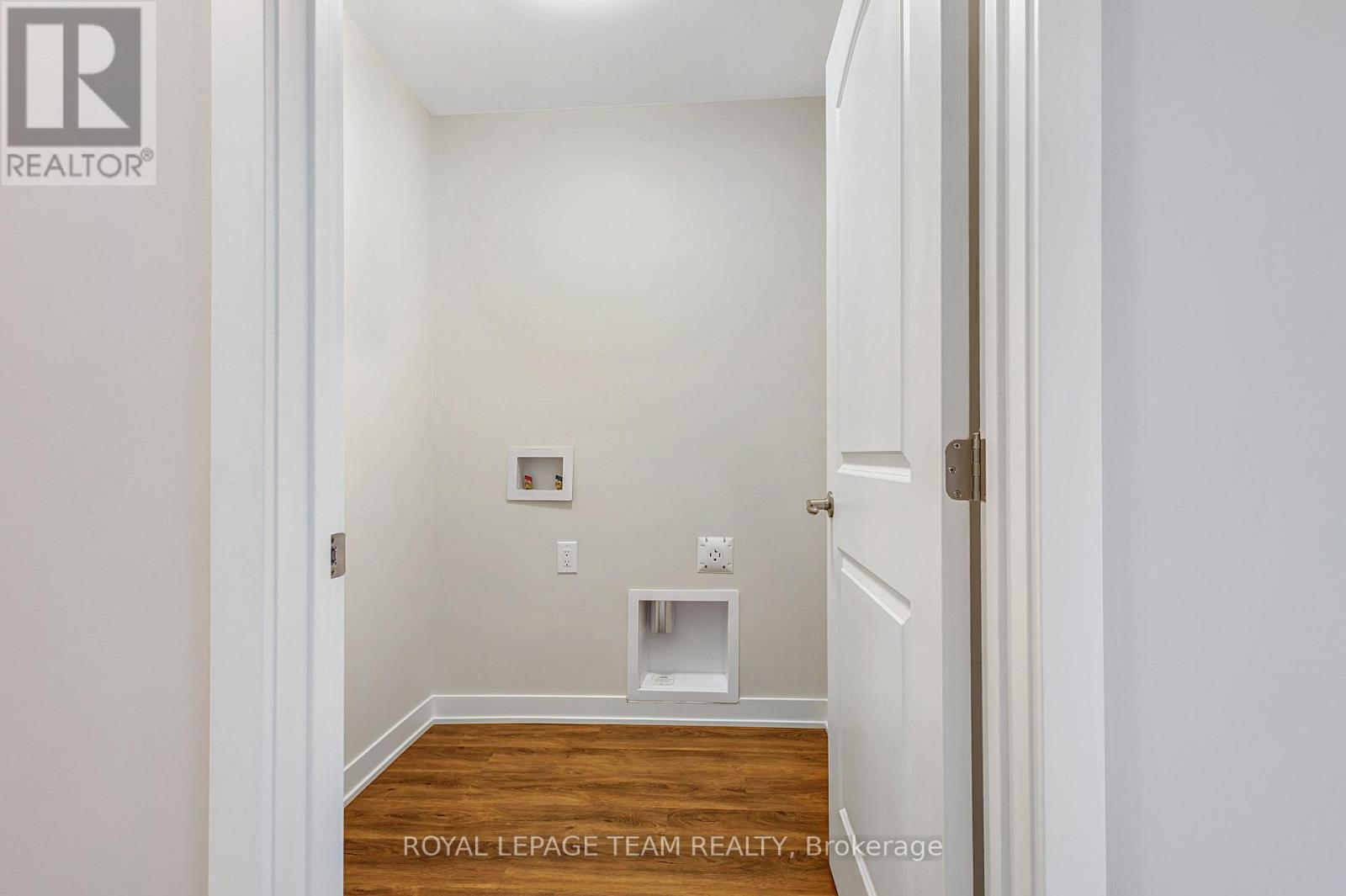 1004 Elixir Place, Ottawa, Ontario  K2K 1X7 - Photo 20 - X12878040