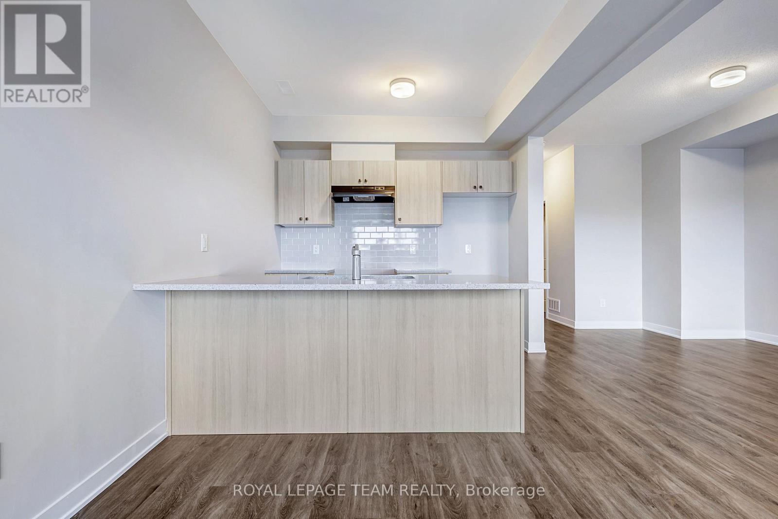 1004 Elixir Place, Ottawa, Ontario  K2K 1X7 - Photo 7 - X12878040