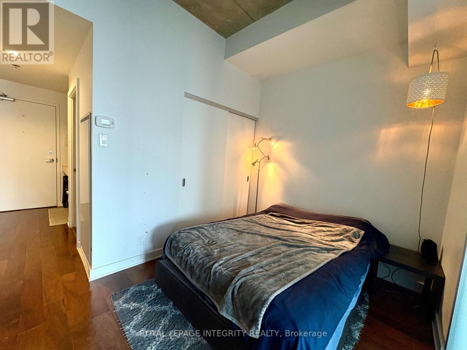 742 - 340 Mcleod Street, Ottawa, Ontario  K2P 1A4 - Photo 7 - X12878056