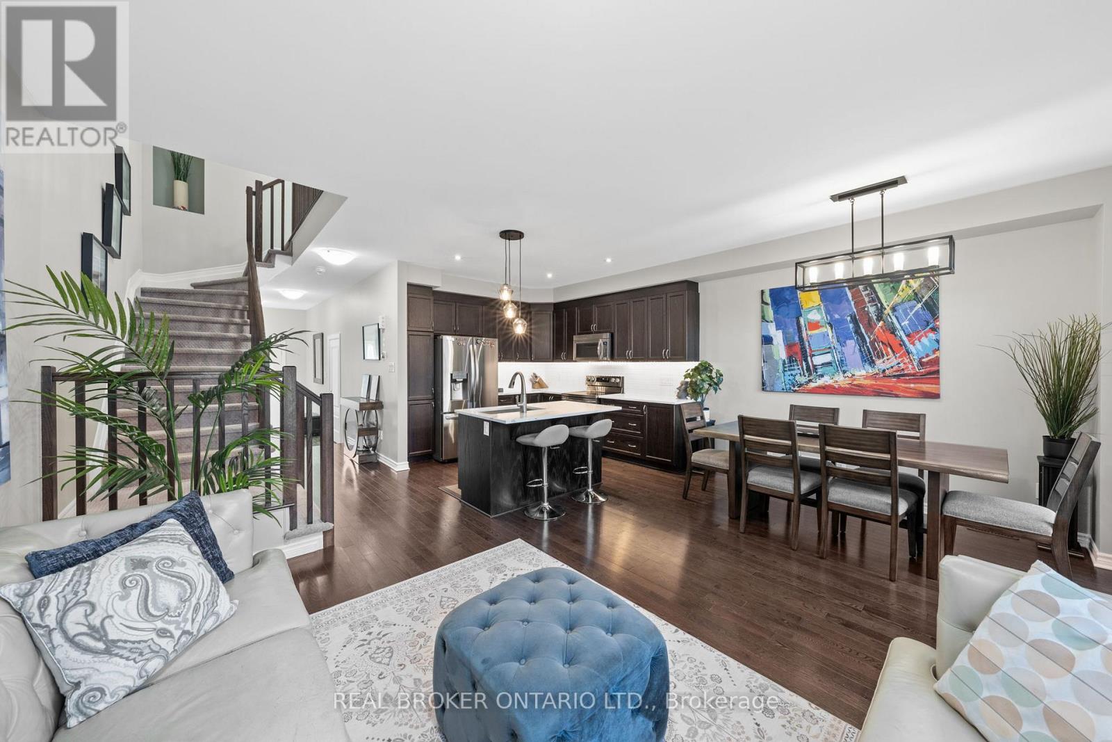 792 Cedar Creek Drive, Ottawa, Ontario  K1T 0M6 - Photo 17 - X12878098