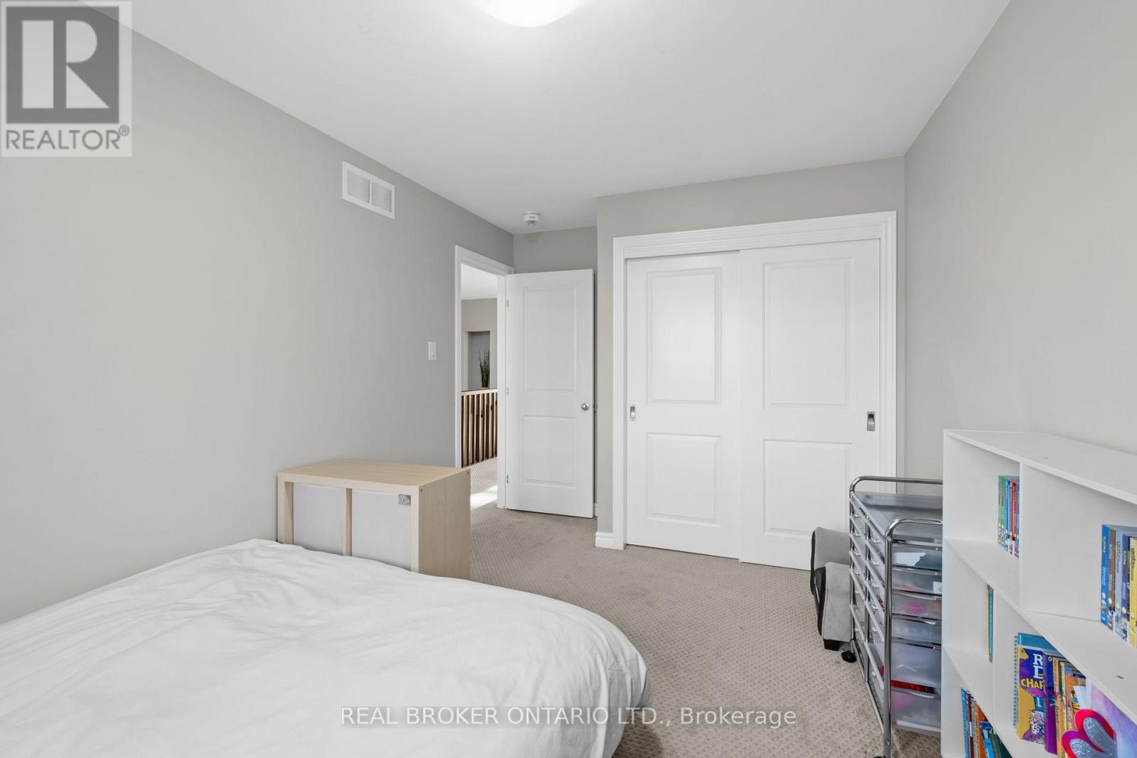 792 Cedar Creek Drive, Ottawa, Ontario  K1T 0M6 - Photo 28 - X12878098