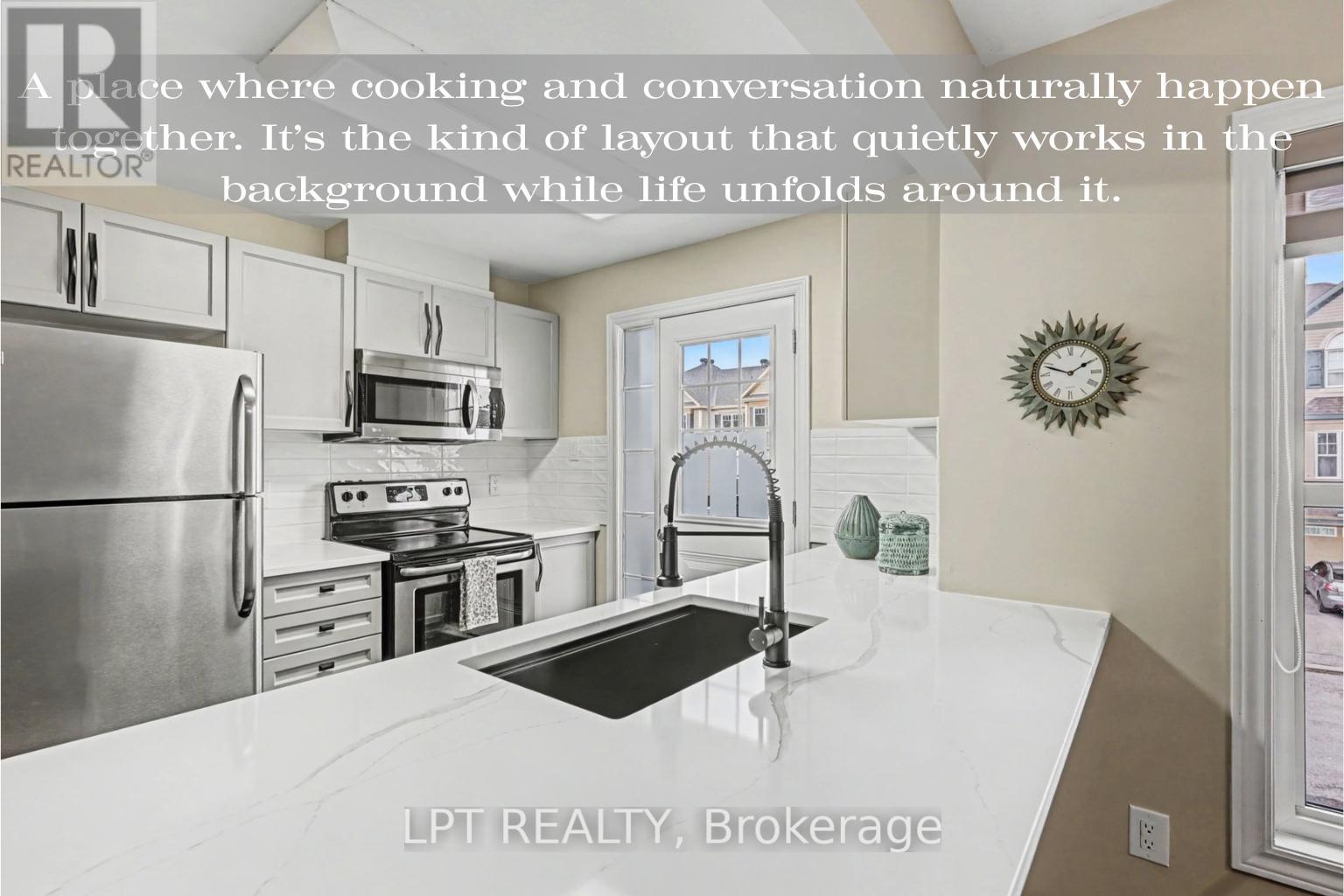 607 Meadowcreek Circle, Ottawa, Ontario  K2M 0J9 - Photo 7 - X12878132