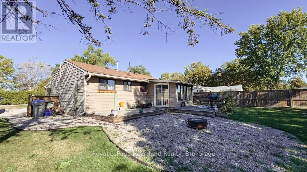 71702 Old Cedarbank Lane, Bluewater, Ontario  N0M 1N0 - Photo 45 - X12438099