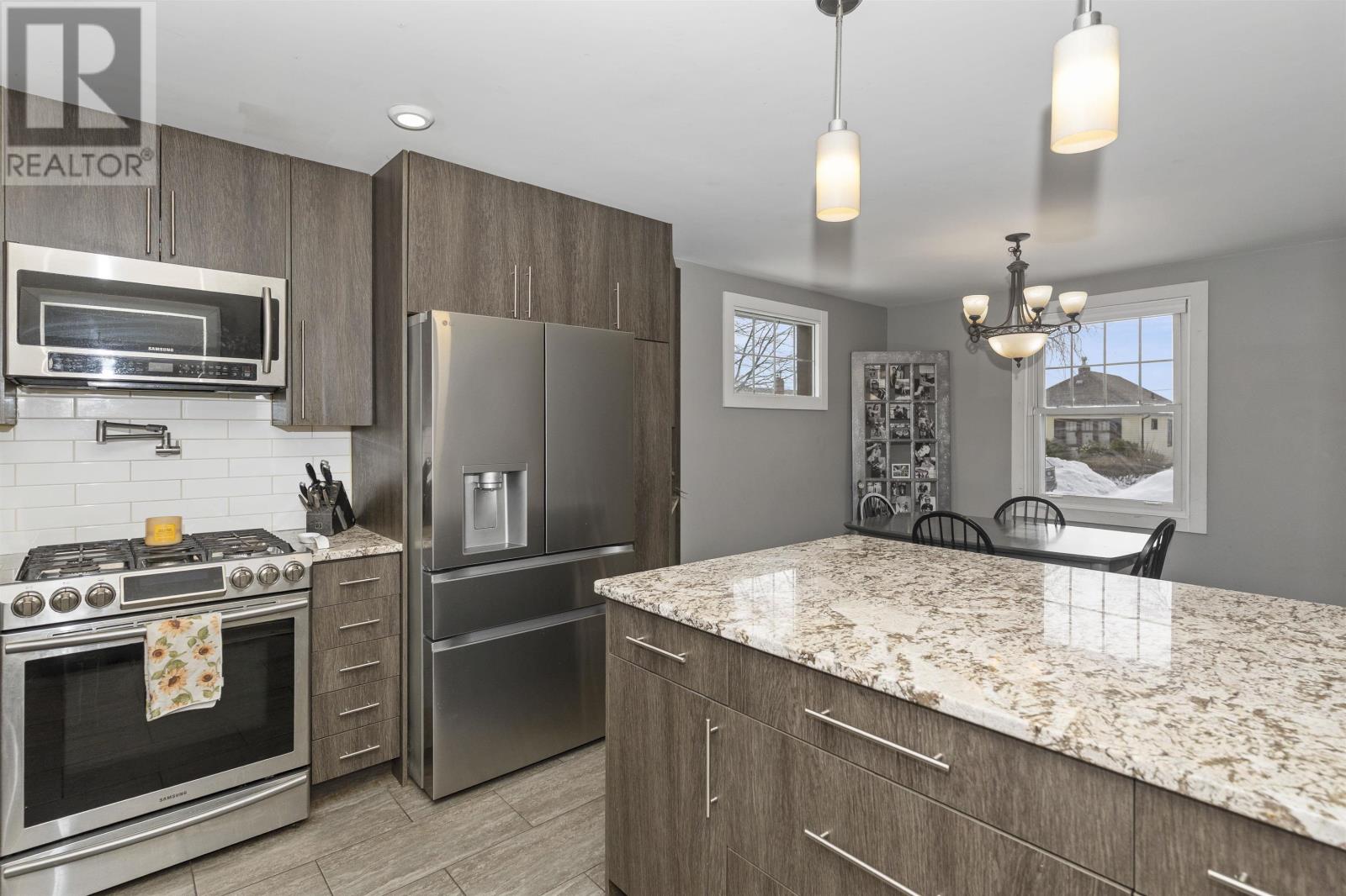 1417 Hamilton Ave, Thunder Bay, Ontario  P7E 4X8 - Photo 11 - TB2600427