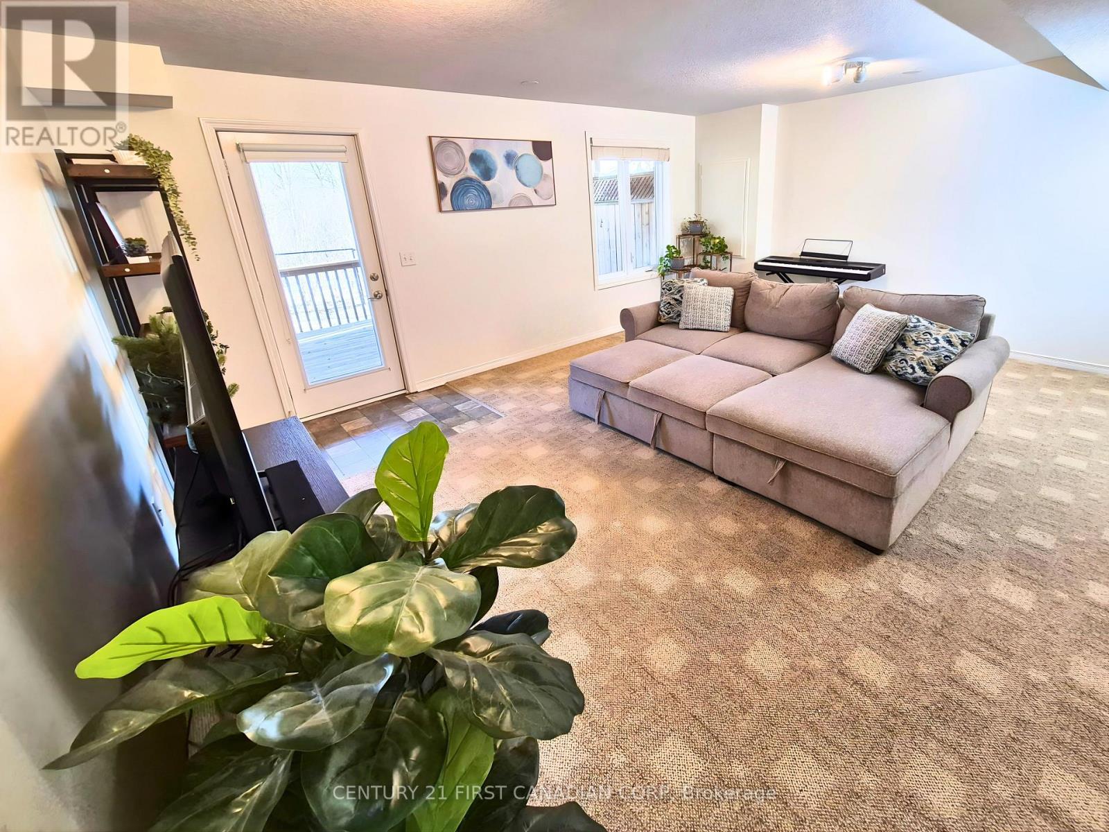 1 - 582 Hyde Park Road, London North, Ontario  N6H 3S1 - Photo 19 - X12842030