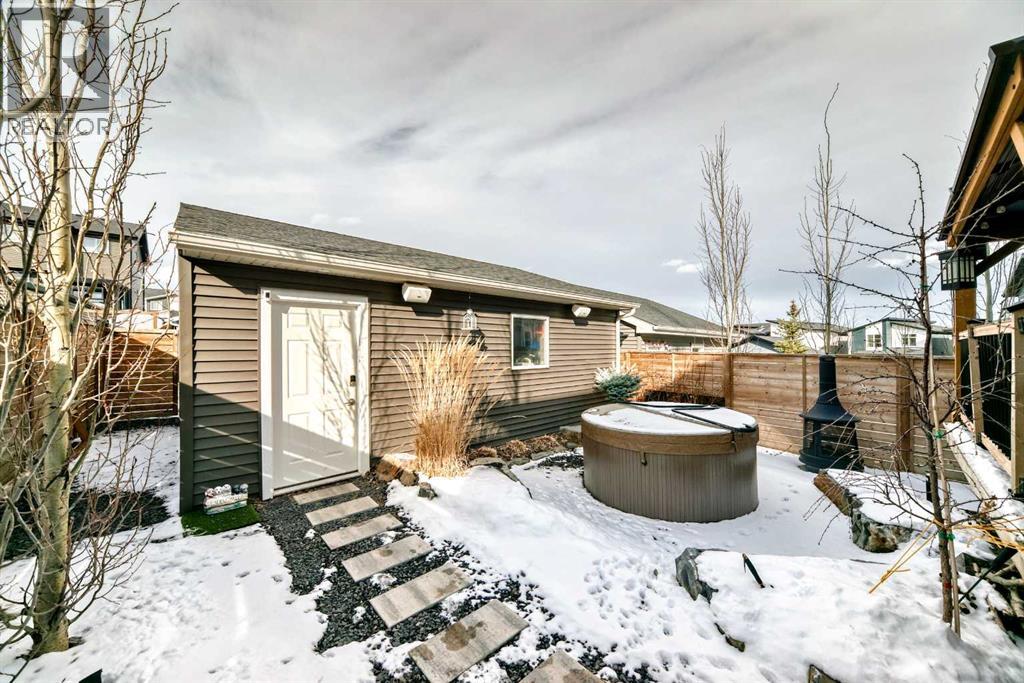 29 Precedence Glen, Cochrane, Alberta  T4C 2W7 - Photo 39 - A2292540