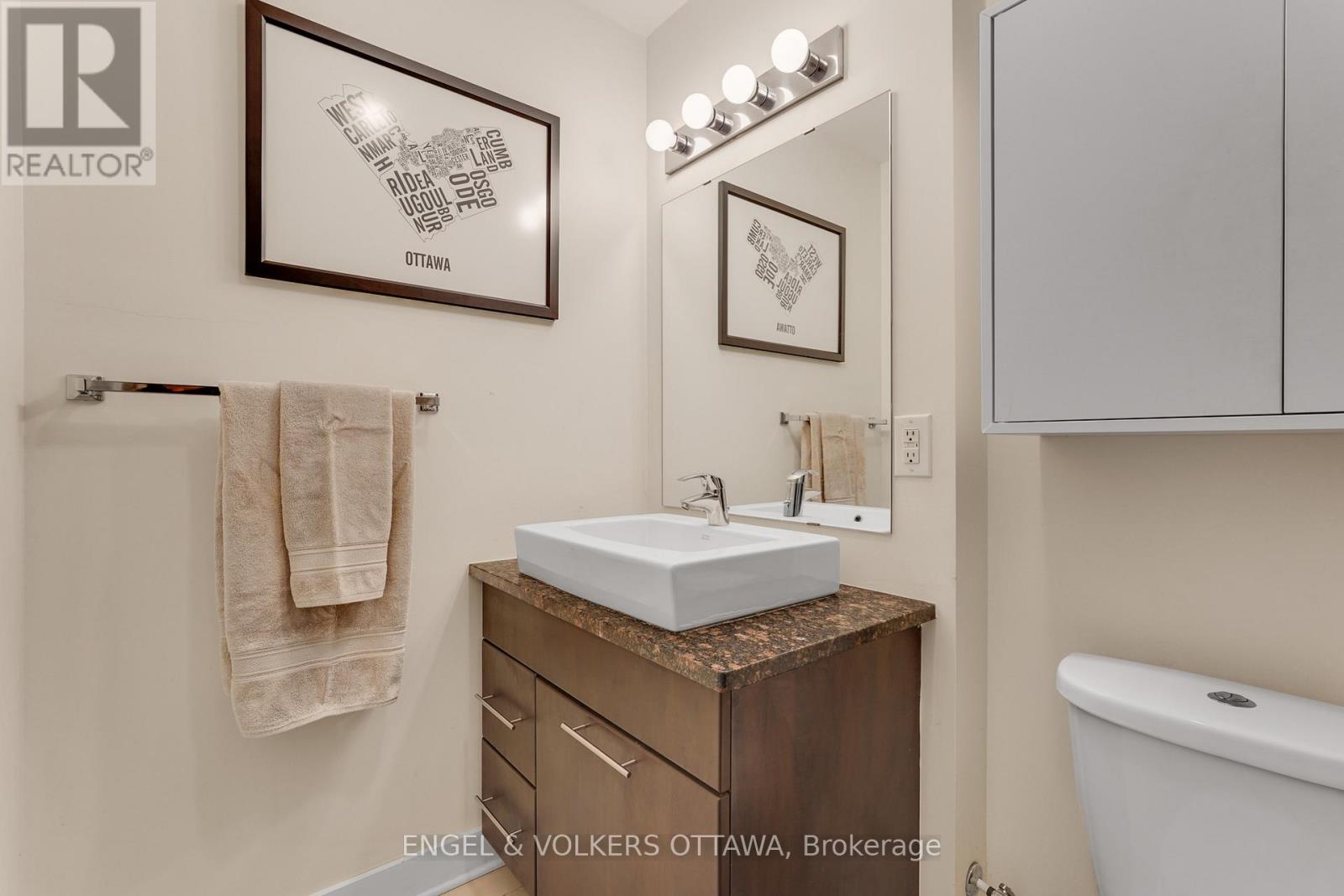 104 - 360 Cumberland Street, Ottawa, Ontario  K1N 0B1 - Photo 17 - X12844678