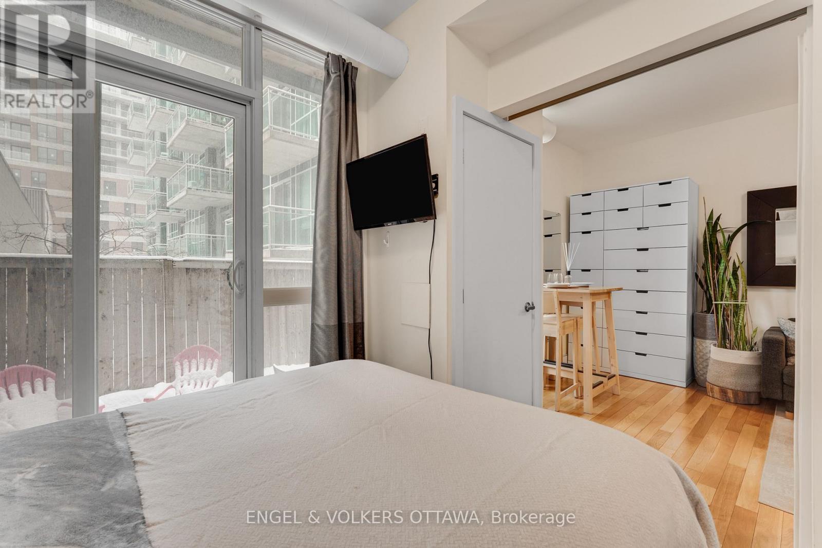 104 - 360 Cumberland Street, Ottawa, Ontario  K1N 0B1 - Photo 24 - X12844678