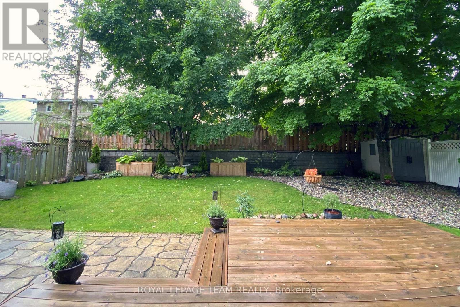 229 Walden Drive, Ottawa, Ontario  K2K 2M3 - Photo 40 - X12877870