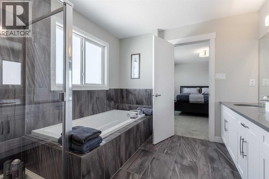 1492 Coalbanks Boulevard W, Lethbridge, Alberta  T1J 5L5 - Photo 30 - A2292061