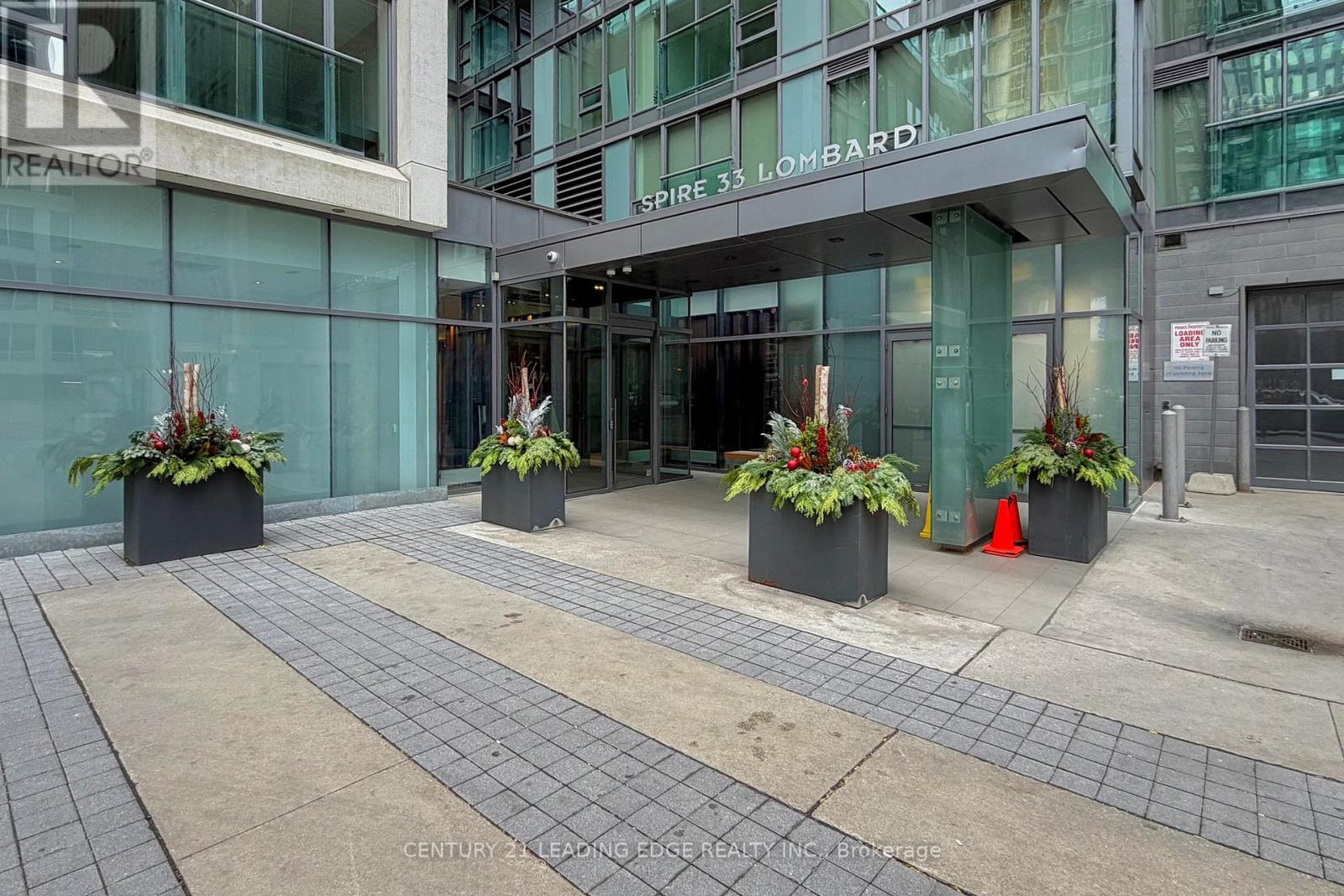 215 - 33 Lombard Street, Toronto (Church-Yonge Corridor), Ontario  M5C 3H8 - Photo 3 - C12878054