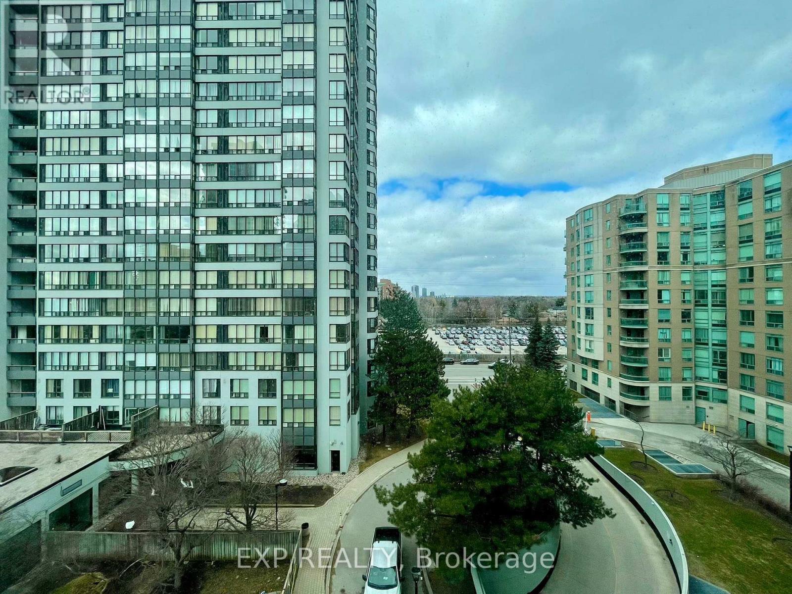708 - 8 Pemberton Avenue, Toronto, Ontario  M2M 4K8 - Photo 14 - C12878070