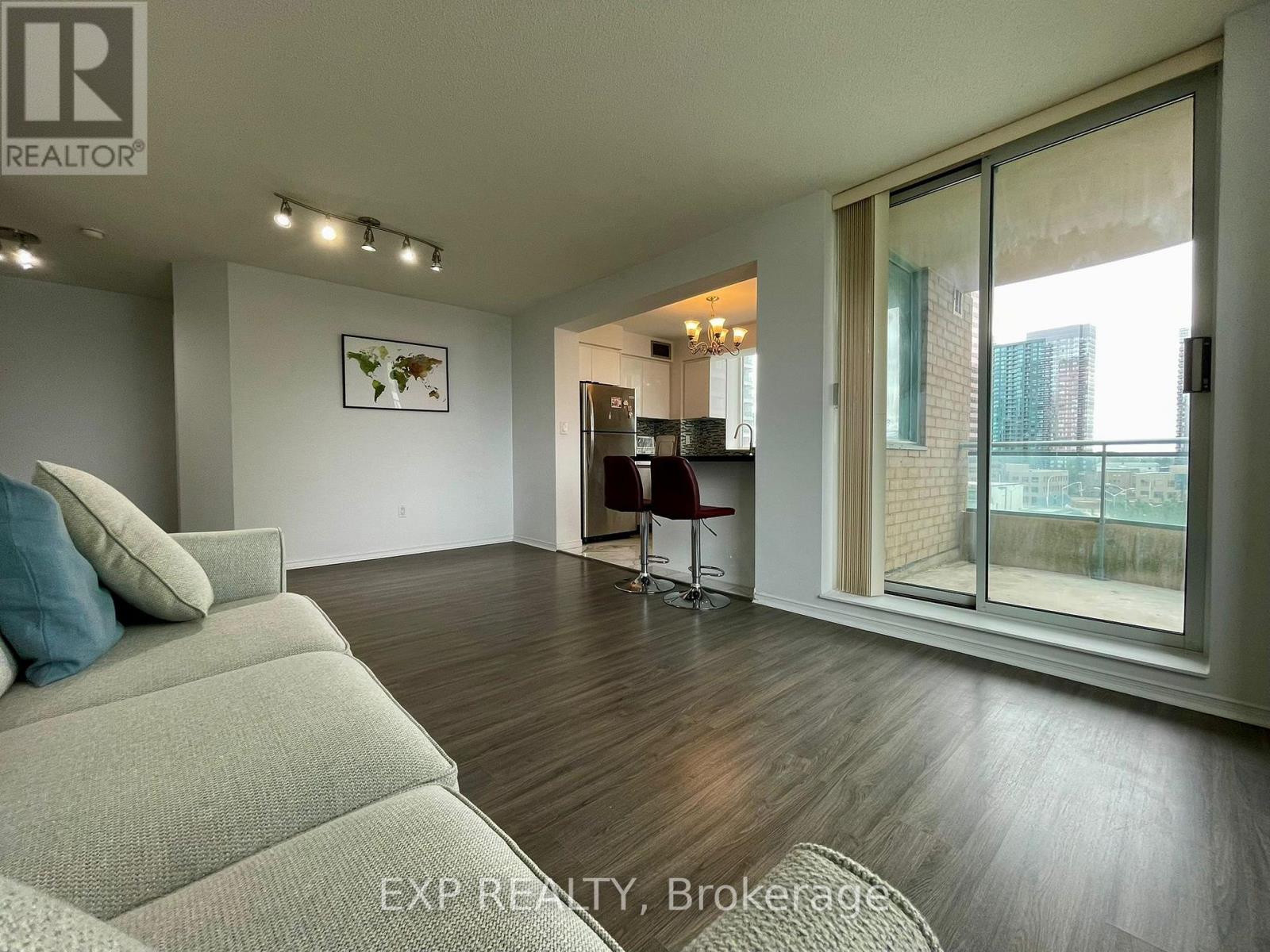 708 - 8 Pemberton Avenue, Toronto, Ontario  M2M 4K8 - Photo 4 - C12878070