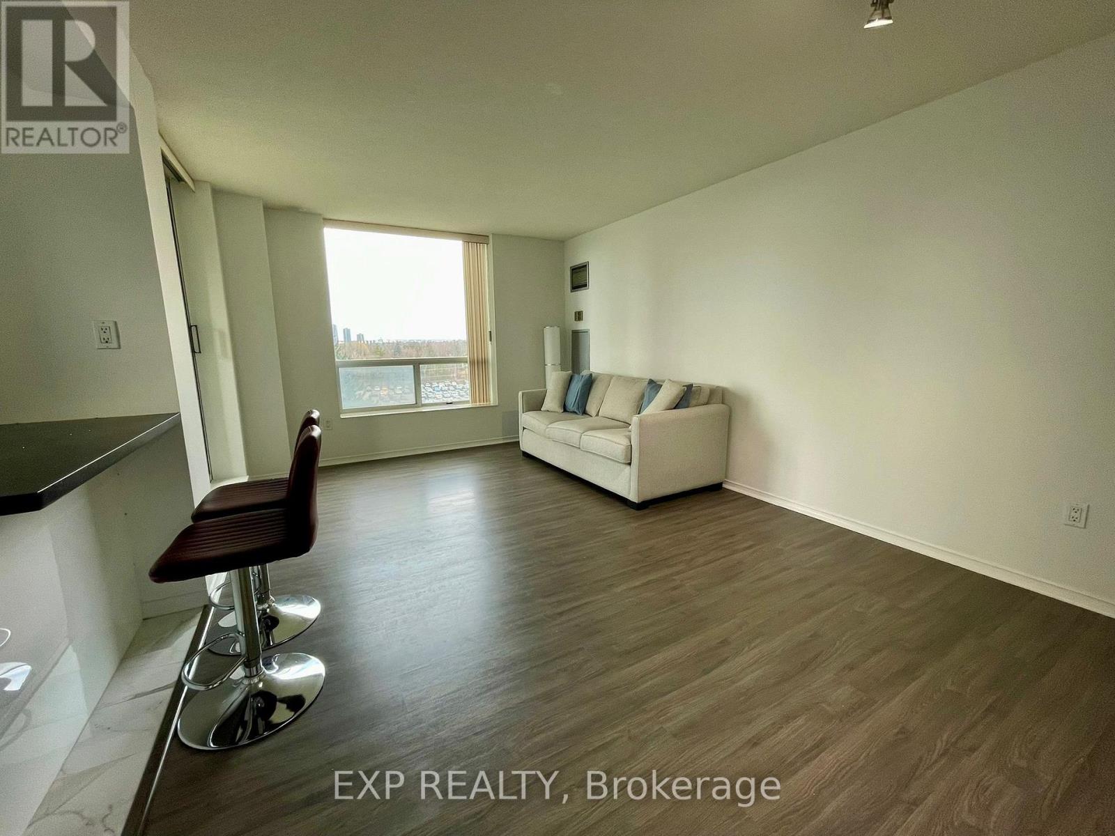 708 - 8 Pemberton Avenue, Toronto, Ontario  M2M 4K8 - Photo 7 - C12878070