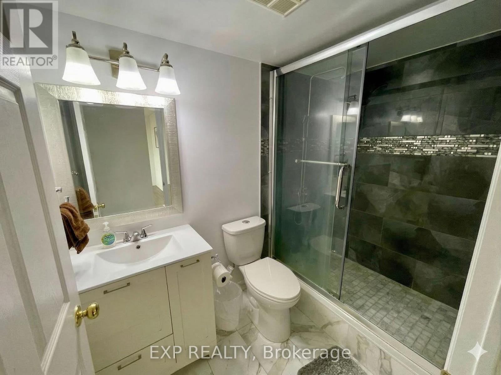 708 - 8 Pemberton Avenue, Toronto, Ontario  M2M 4K8 - Photo 8 - C12878070