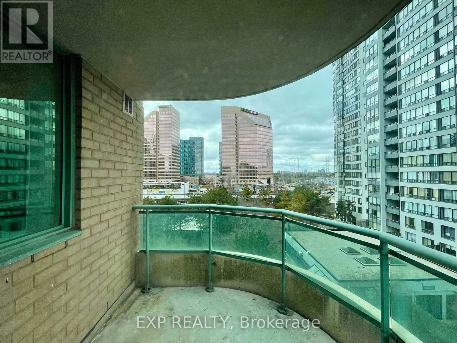 708 - 8 Pemberton Avenue, Toronto, Ontario  M2M 4K8 - Photo 9 - C12878070