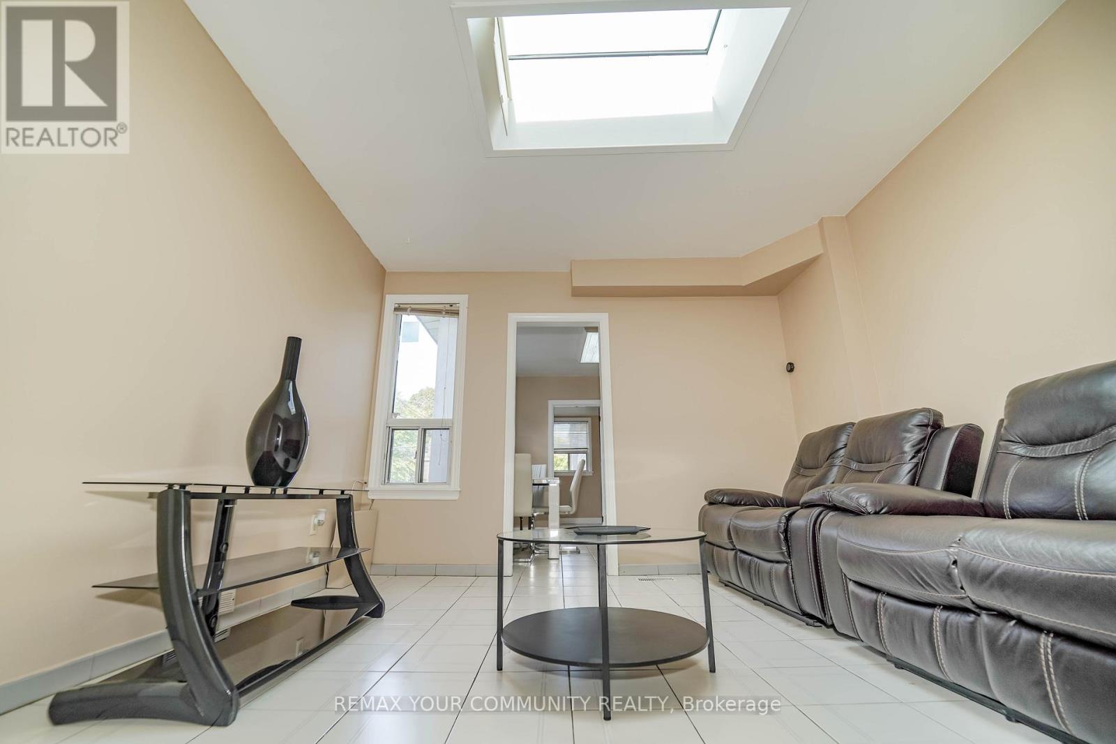 1 - 1378 Danforth Avenue S, Toronto, Ontario  M4J 3V9 - Photo 25 - E12878006