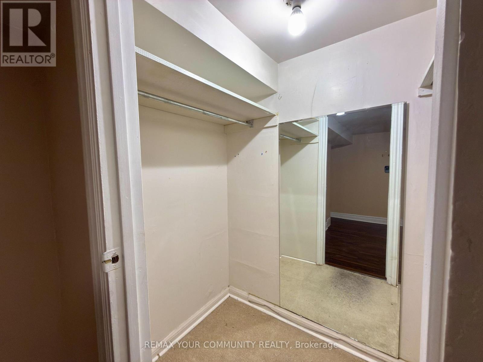 Lower Unit 1 - 86 Lesmount Avenue, Toronto, Ontario  M4J 3V9 - Photo 7 - E12878010
