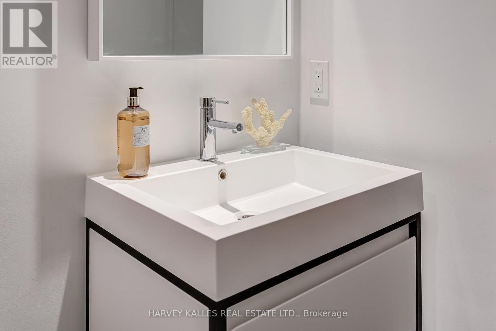 541 - 150 Logan Avenue, Toronto, Ontario  M4M 0E4 - Photo 11 - E12878038