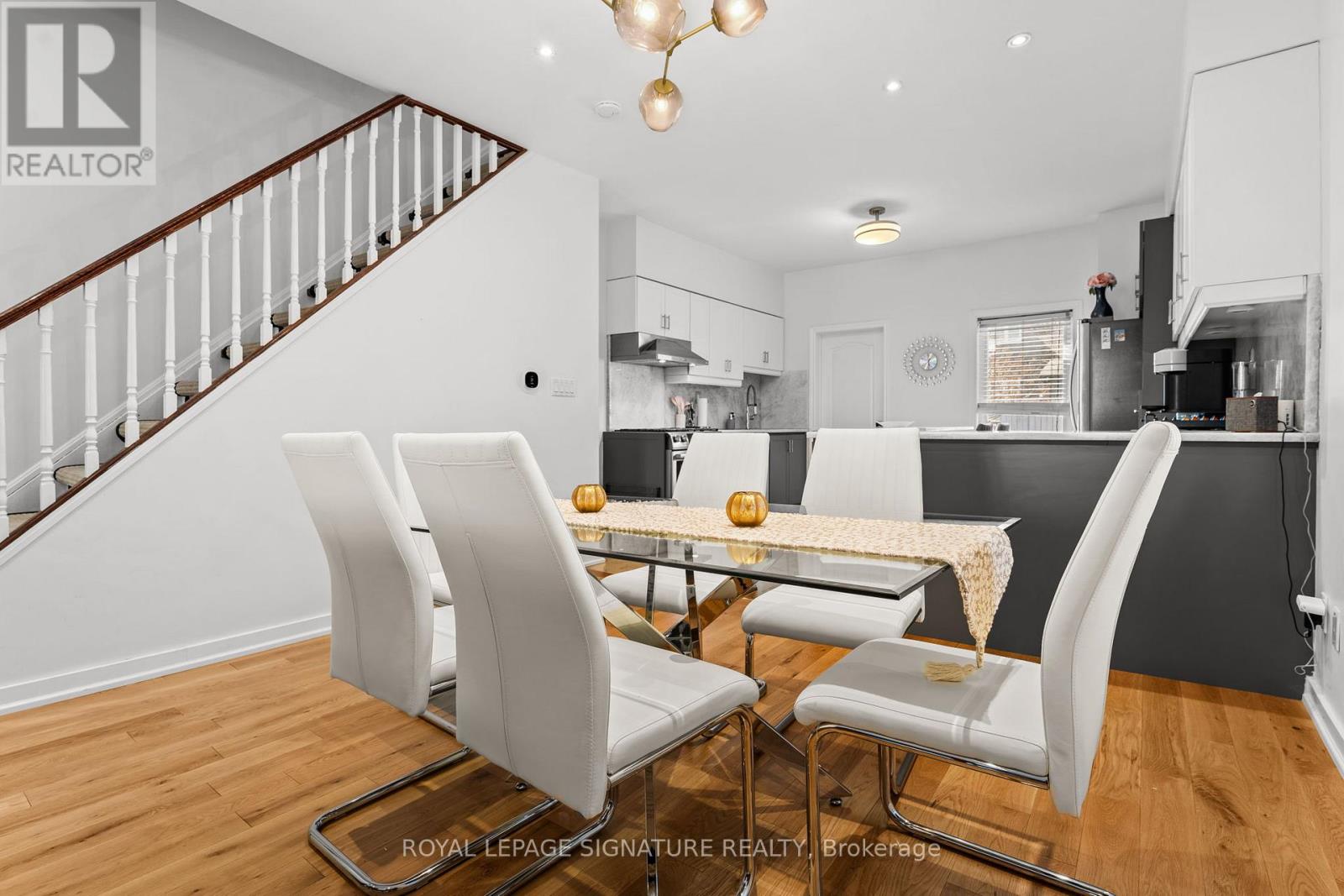 176 Hastings Avenue, Toronto, Ontario  M4L 2L3 - Photo 12 - E12878122