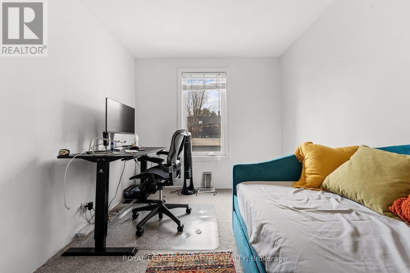 176 Hastings Avenue, Toronto, Ontario  M4L 2L3 - Photo 23 - E12878122