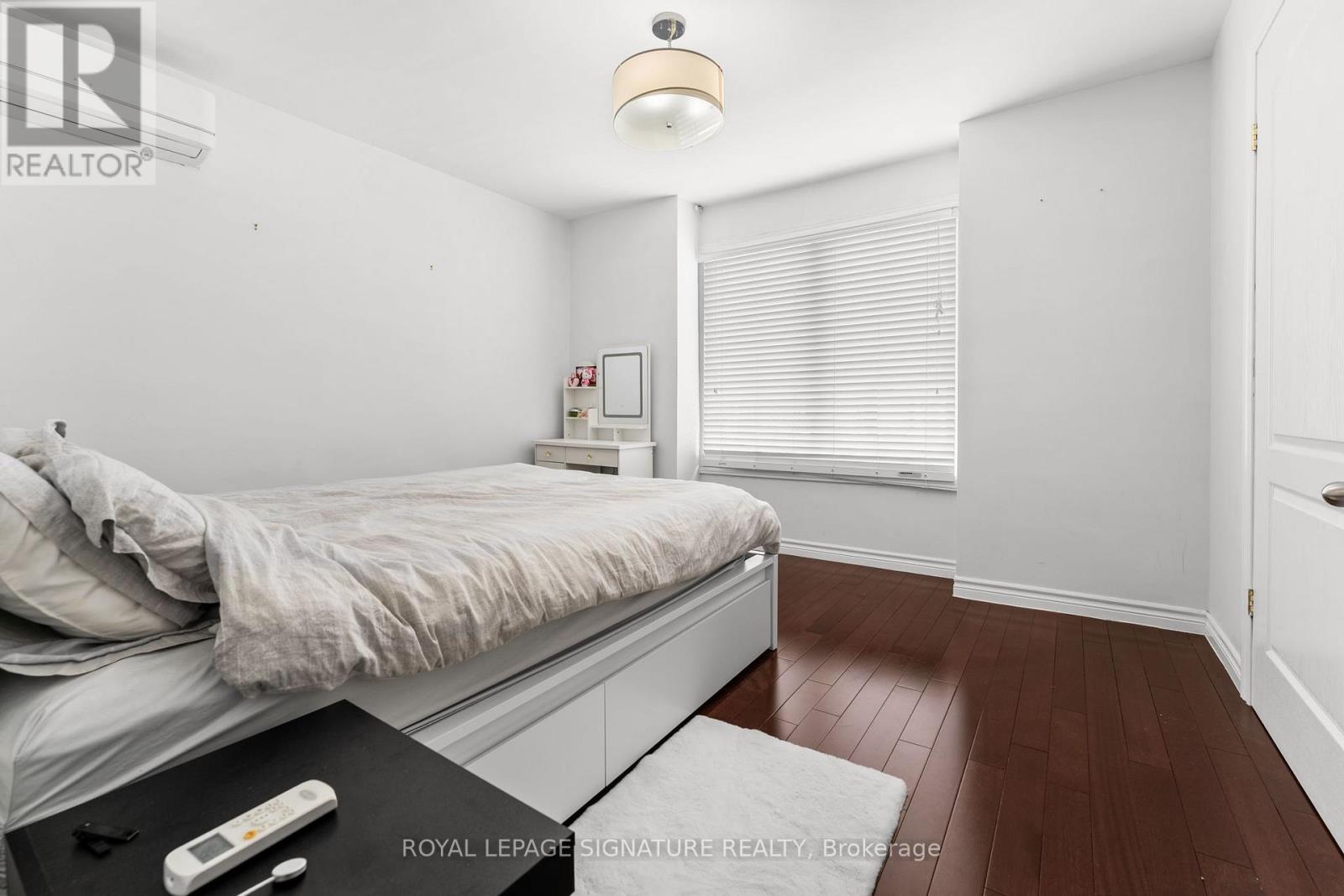 176 Hastings Avenue, Toronto, Ontario  M4L 2L3 - Photo 24 - E12878122