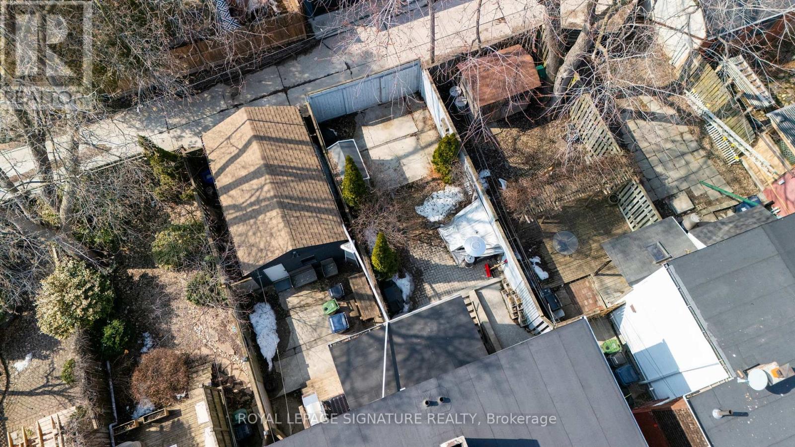 176 Hastings Avenue, Toronto, Ontario  M4L 2L3 - Photo 47 - E12878122