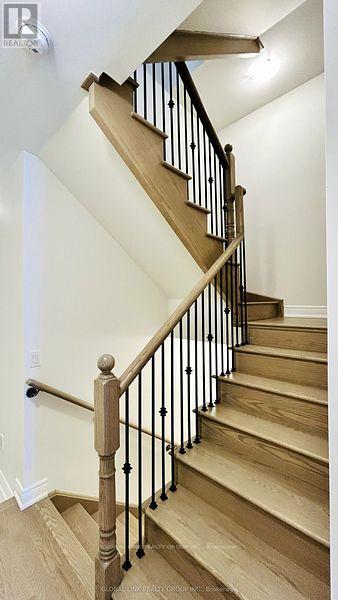 2959 Gatestone Path, Pickering, Ontario  L1X 0R5 - Photo 6 - E12878124