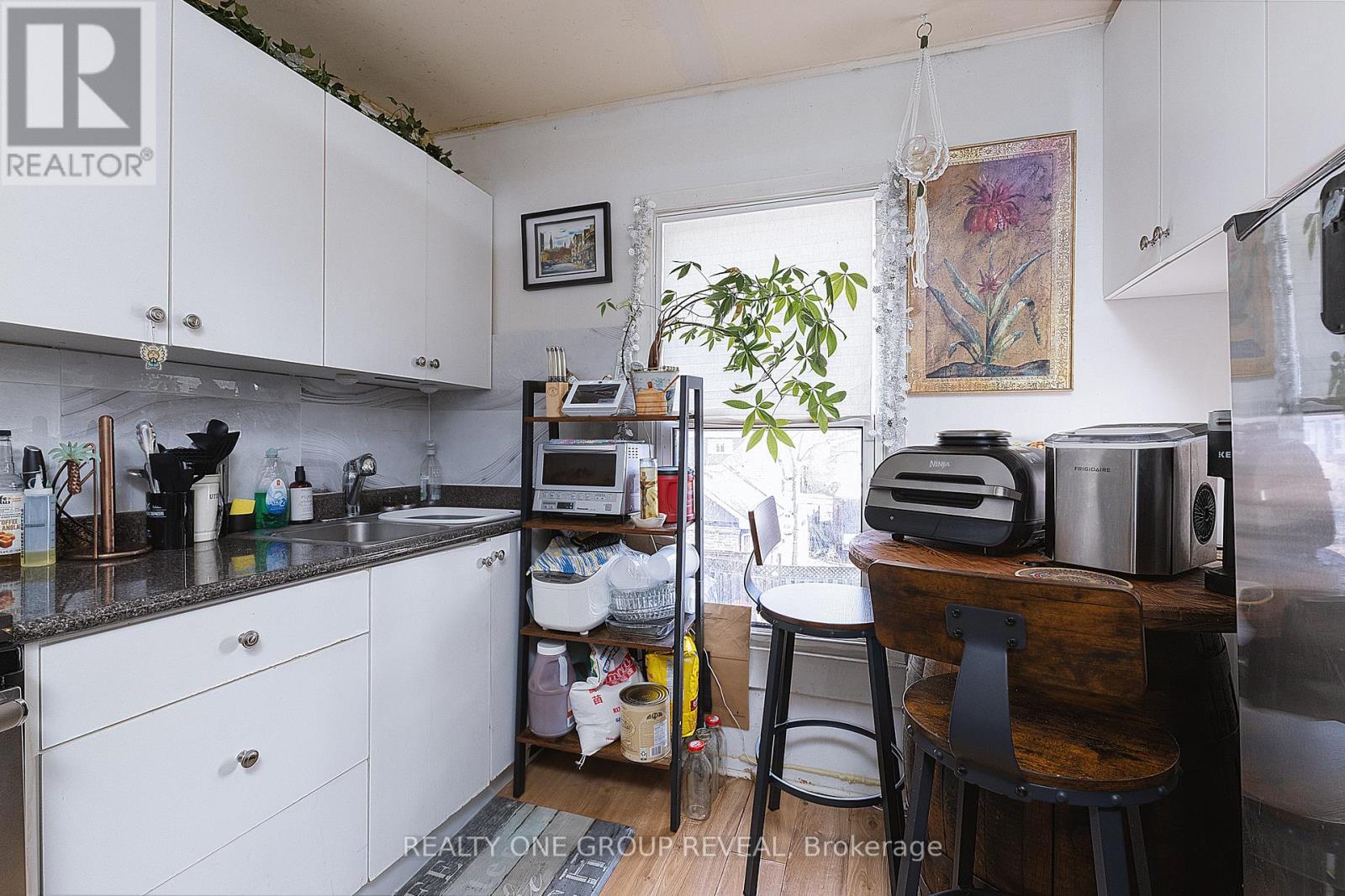 275 Jarvis Street, Oshawa, Ontario  L1G 5K8 - Photo 3 - E12878128