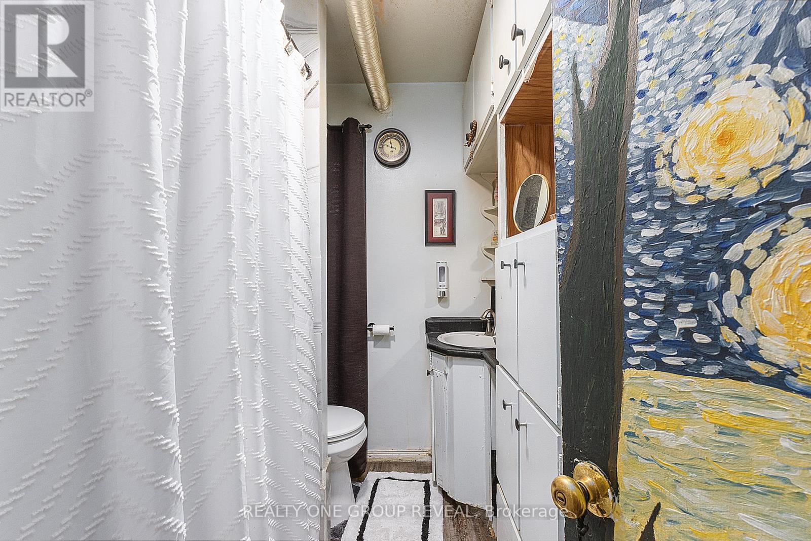 275 Jarvis Street, Oshawa, Ontario  L1G 5K8 - Photo 4 - E12878128